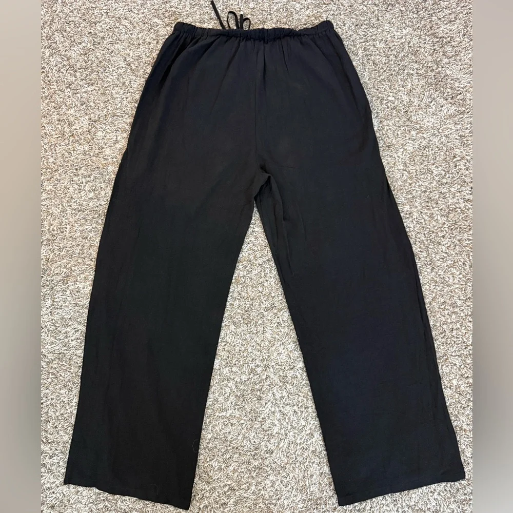 FANCYINN Black 2 Piece Set - Picture 15 of 16